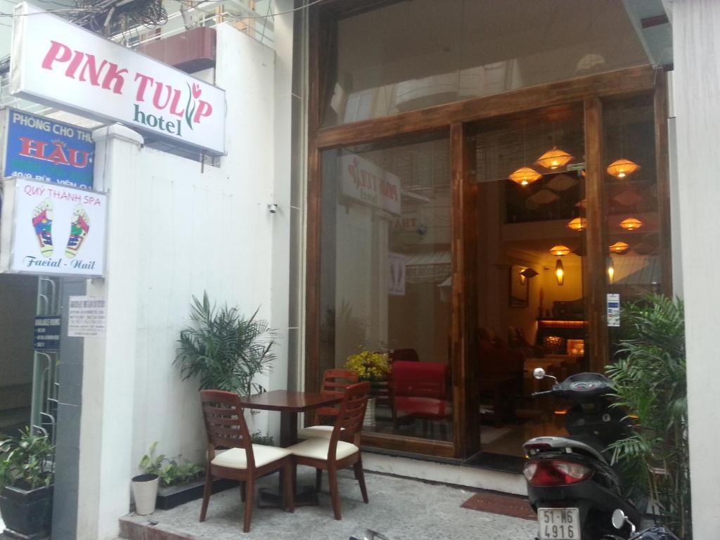 Pink Tulip Hotel Ho Chi Minh City Exterior photo