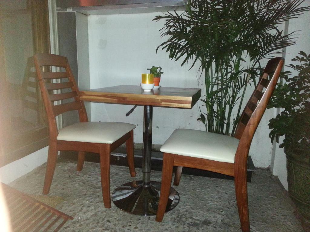 Pink Tulip Hotel Ho Chi Minh City Exterior photo
